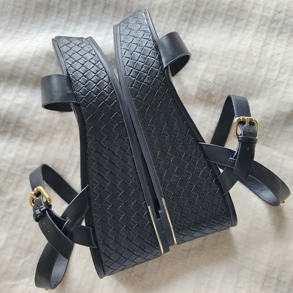 EUC ✅️ Platform Sandal Wedge - Picture 4 of 7